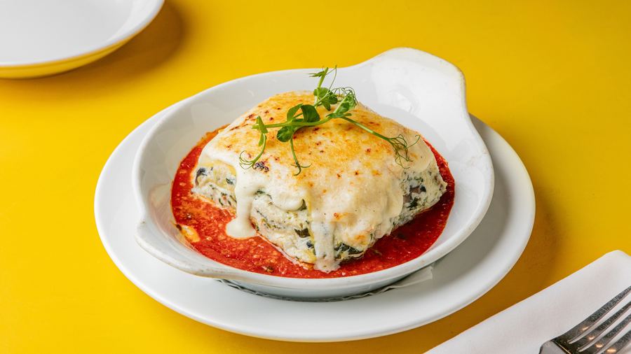Vegetarian lasagna with ricotta and spinach